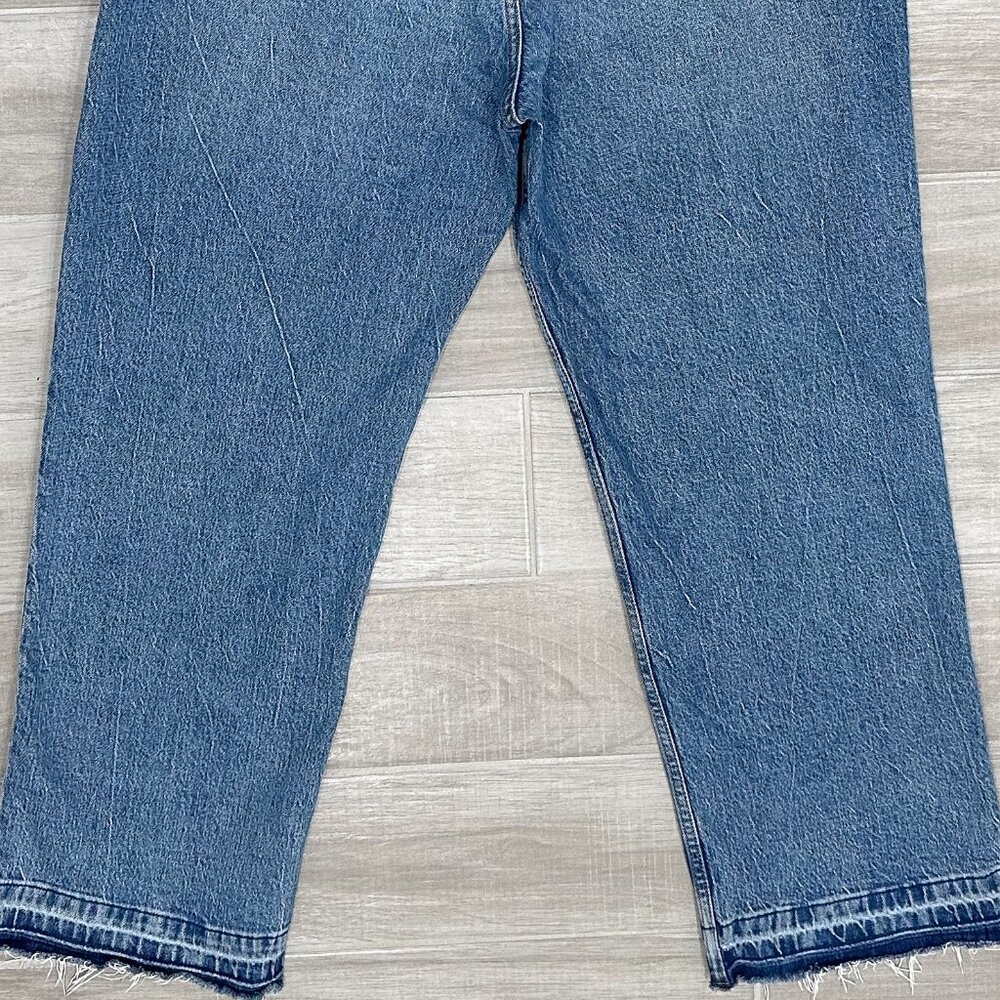 Abercrombie & Fitch The Baggy Low Rise Jeans in Medium With Let Down Hem Size 32 - Picture 10 of 16